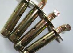 安裝一臺電熱水器需要用到幾個螺釘？